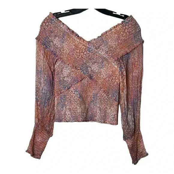 1526. BB DAKOTA BY STEVE MADDEN RUFFLED SMOCKED CROPPED BLOUSE SIZE SMALL - Picture 8 of 11